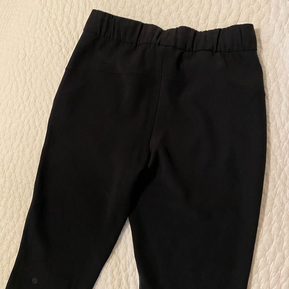 Lululemon capris - Picture 5 of 5